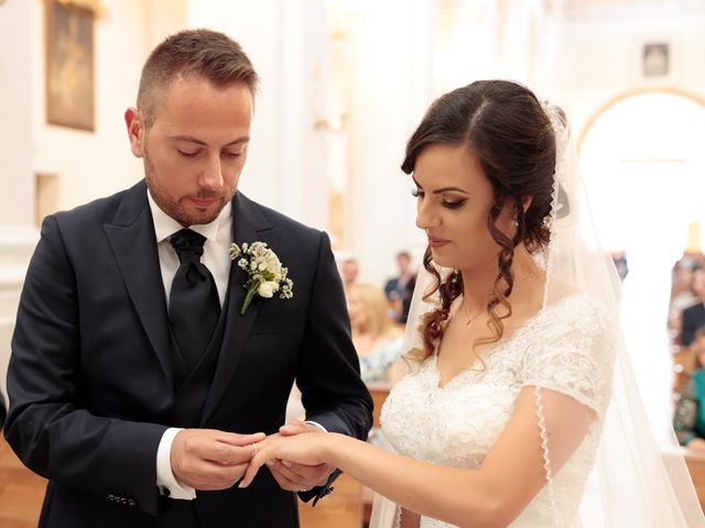 Il matrimonio di Sara e Dario a Bronte, Catania 19