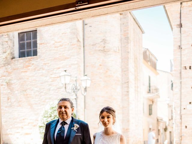 Il matrimonio di Riccardo e Cristina a Città Sant&apos;Angelo, Pescara 20