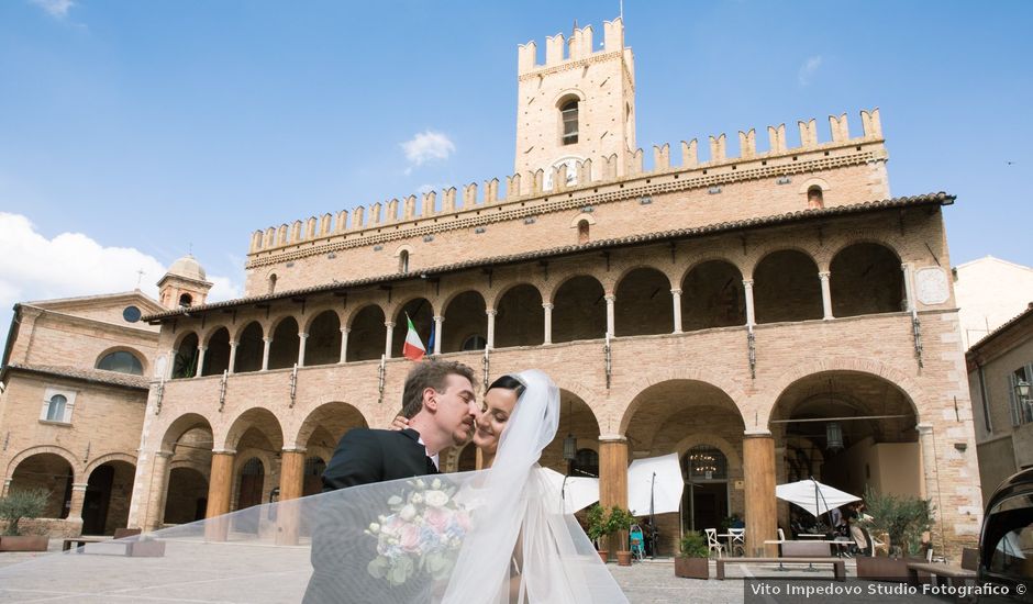 Il matrimonio di Sabina e Gabriele a Offida, Ascoli Piceno