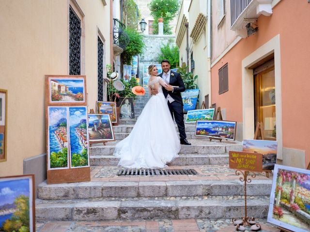 Il matrimonio di Simona e Denis a Taormina, Messina 15