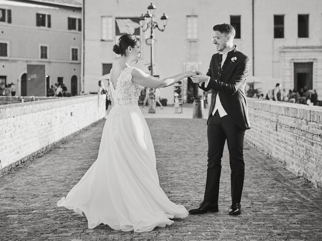 Il matrimonio di Matteo e Irene a Senigallia, Ancona 20