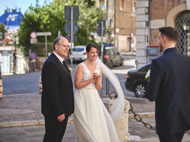 Il matrimonio di Matteo e Irene a Senigallia, Ancona 43