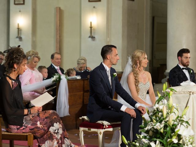 Il matrimonio di Andrea e Benita a Anghiari, Arezzo 21