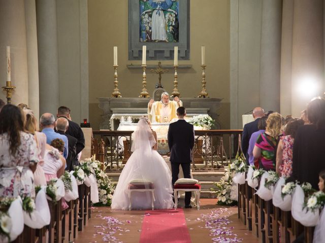 Il matrimonio di Andrea e Benita a Anghiari, Arezzo 28