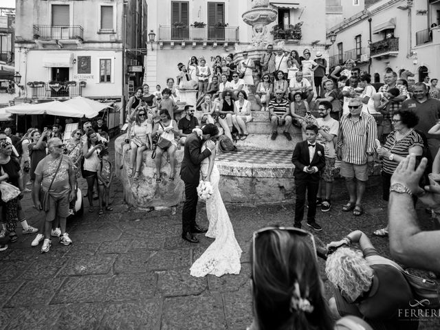 Il matrimonio di Andrea e Denise a Taormina, Messina 40
