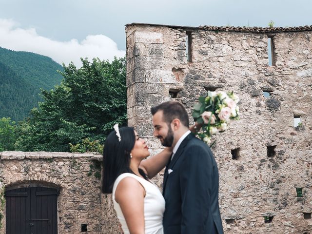 Il matrimonio di Carlo e Grecia a Denno, Trento 34