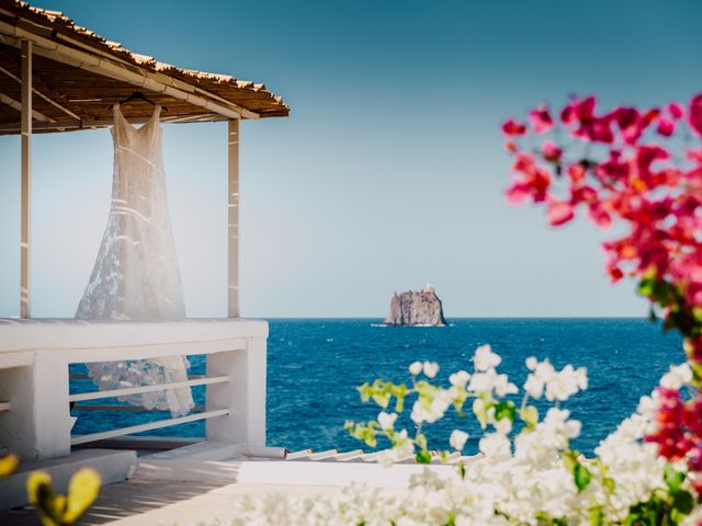 Il matrimonio di Sergio e Talitha a Stromboli, Messina 1