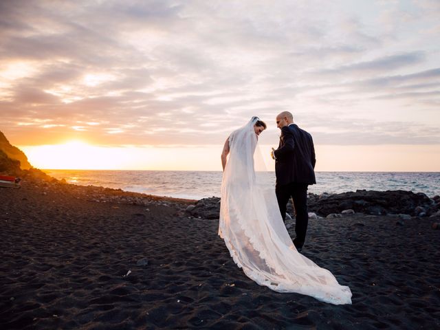 Il matrimonio di Sergio e Talitha a Stromboli, Messina 21