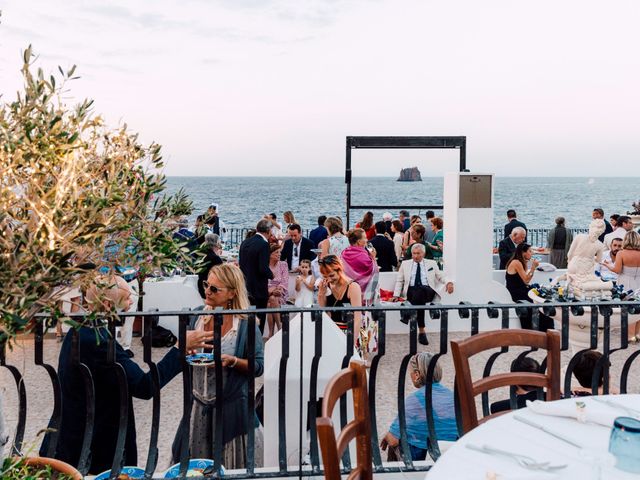 Il matrimonio di Sergio e Talitha a Stromboli, Messina 24