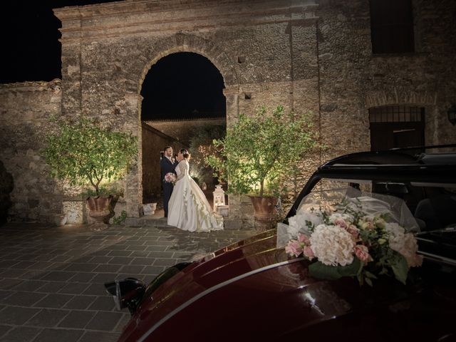 Il matrimonio di Vincenzo e Silvia a Caraffa di Catanzaro, Catanzaro 17