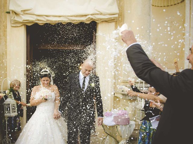 Il matrimonio di Maurizio e Sandy a Lucca, Lucca 34