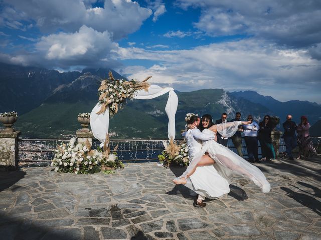 Il matrimonio di Domenico e Veronica a Barni, Como 91