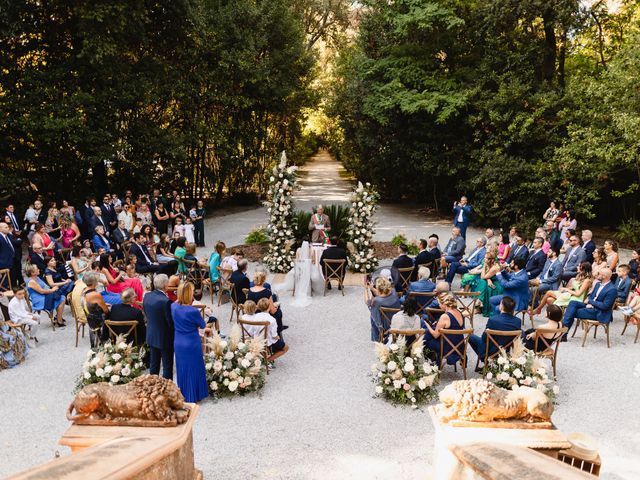 Il matrimonio di Valeria e Francesco a Torre del Lago, Lucca 20