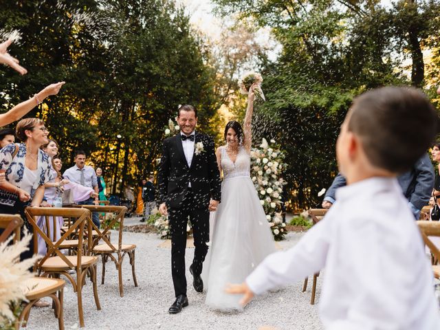 Il matrimonio di Valeria e Francesco a Torre del Lago, Lucca 28