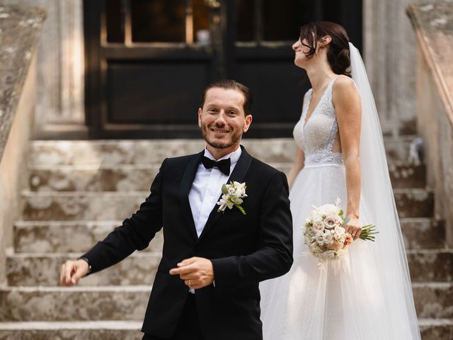 Il matrimonio di Valeria e Francesco a Torre del Lago, Lucca 30