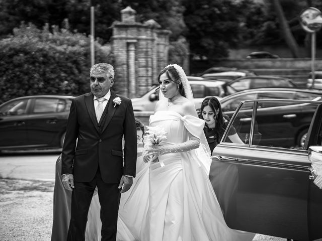 Il matrimonio di Simona e Zaccaria a Francavilla al Mare, Chieti 40