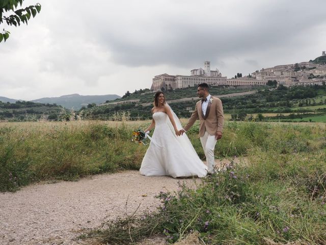 Il matrimonio di Raffaele  e Caterina  a Assisi, Perugia 3