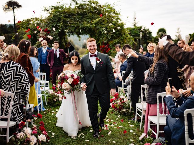 Il matrimonio di William e Ilaria a Varano Borghi, Varese 32