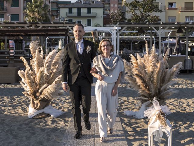 Il matrimonio di Alessandro e Jessica a Albissola Marina, Savona 24