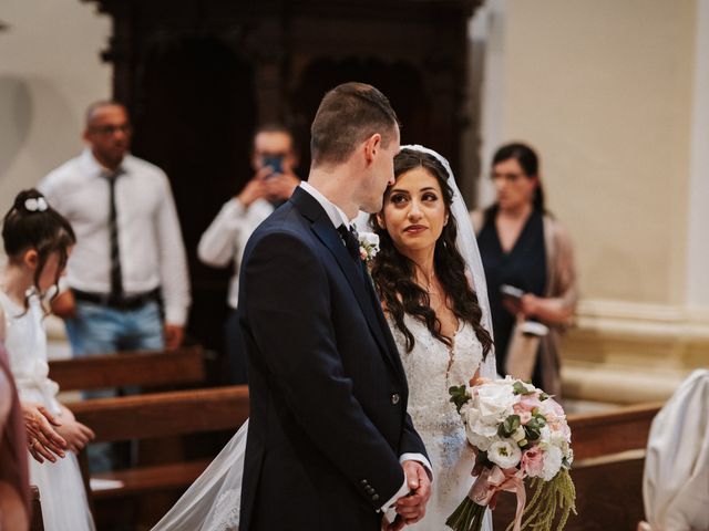 Il matrimonio di Serena e Mattia a Tocco da Casauria, Pescara 32