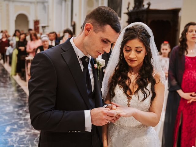 Il matrimonio di Serena e Mattia a Tocco da Casauria, Pescara 35