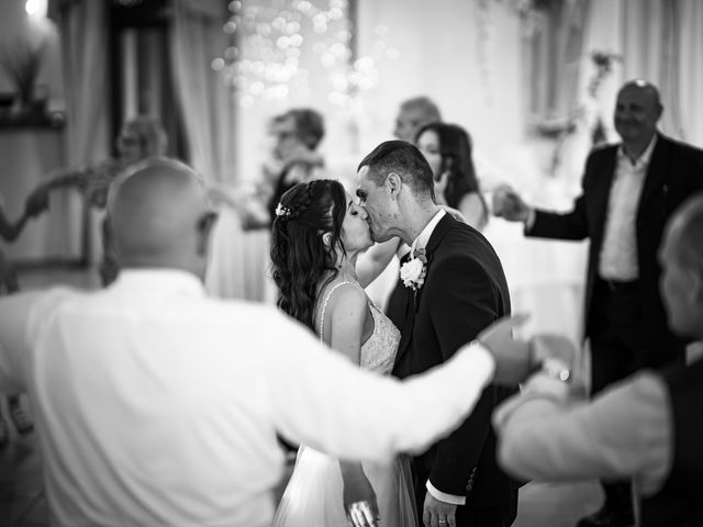 Il matrimonio di Serena e Mattia a Tocco da Casauria, Pescara 57