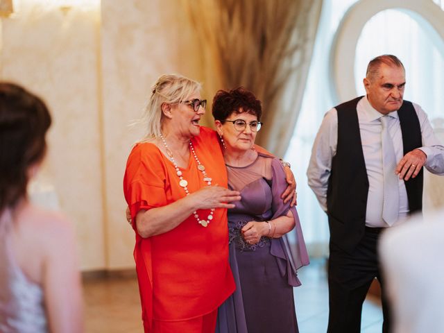 Il matrimonio di Serena e Mattia a Tocco da Casauria, Pescara 61