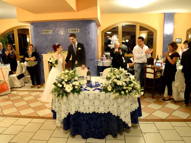 Il matrimonio di Manuel e Sara  a Cetona, Siena 17