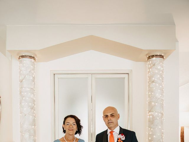 Il matrimonio di Flavio e Erika a Loreto Aprutino, Pescara 66