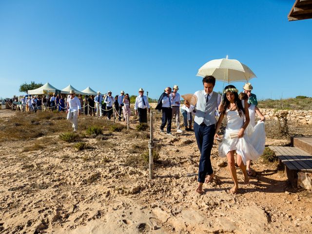 Il matrimonio di Andrea e Cristina a Lampedusa e Linosa, Agrigento 30