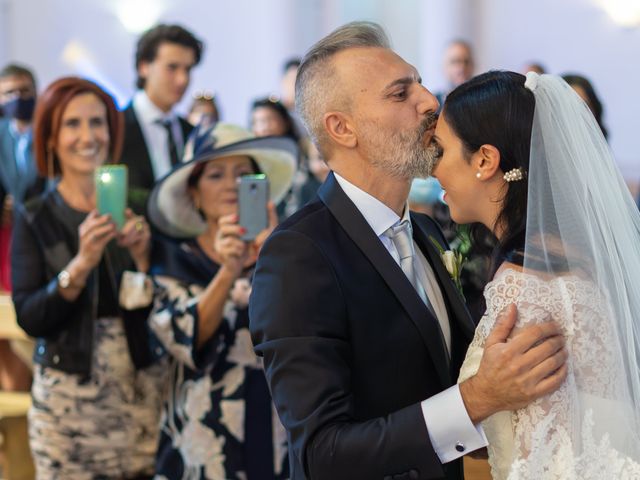 Il matrimonio di Marialaura e Piernicola a Carapelle, Foggia 31