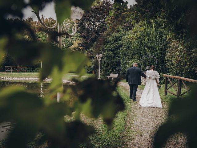 Il matrimonio di Vincenzo e Lisa a Monastier di Treviso, Treviso 29