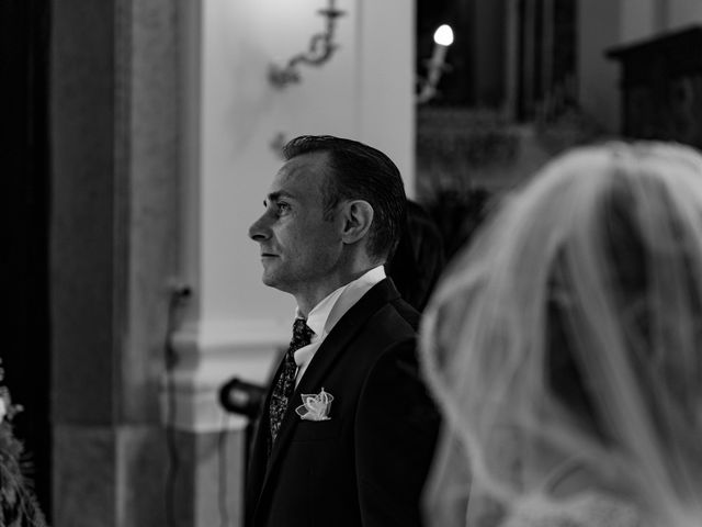 Il matrimonio di Ailyn e Luciano a Torre del Greco, Napoli 18