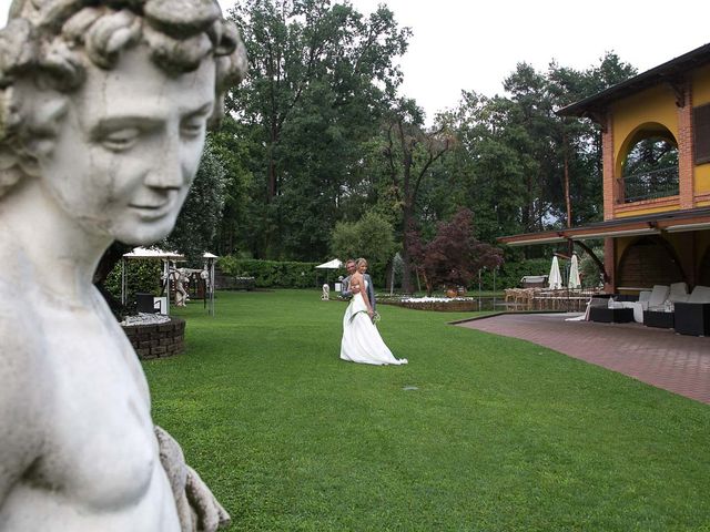 Il matrimonio di Simone e Cristina a Seveso, Monza e Brianza 36