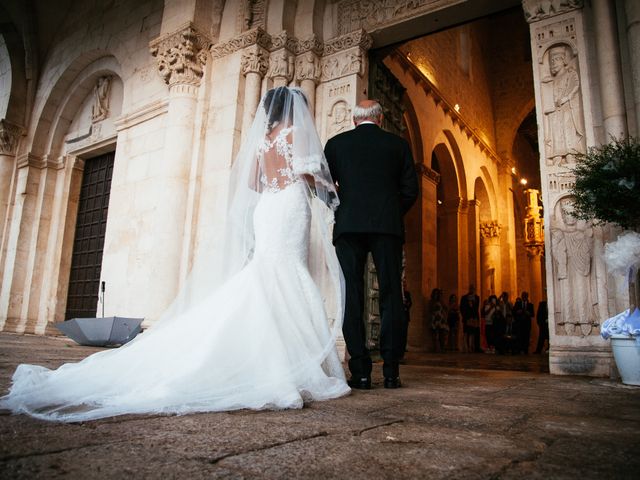 Il matrimonio di Alfredo e Simona a Castiglione a Casauria, Pescara 24