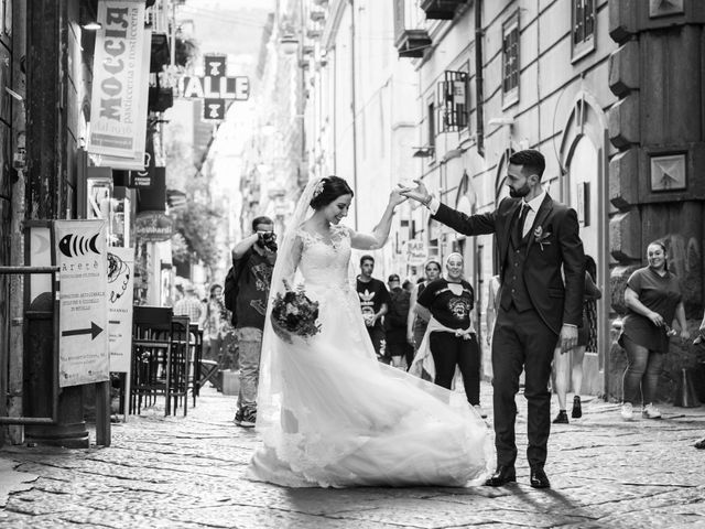 Il matrimonio di Alessio e Lucia a Bacoli, Napoli 1