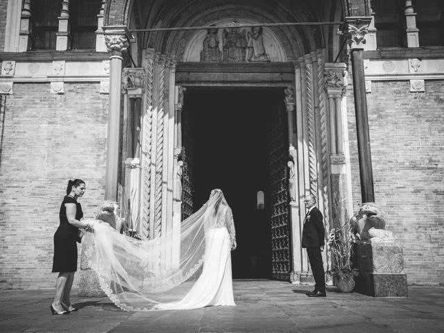 Il matrimonio di Erika e Maurizio a Lodi, Lodi 2