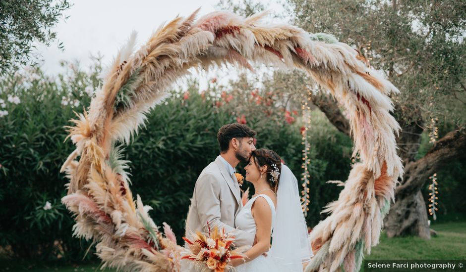 Il matrimonio di Alessandra e Pietrangelo a Pula, Cagliari