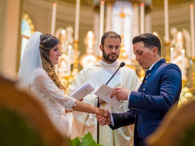 Il matrimonio di Marco e Majla a Lecco, Lecco 16