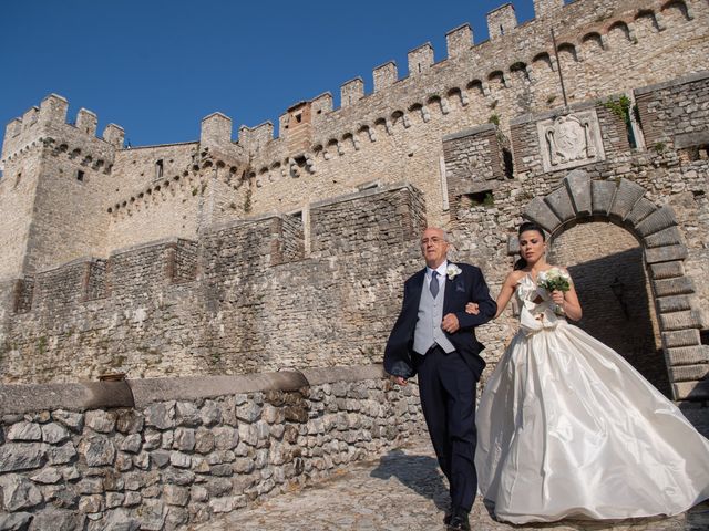 Il matrimonio di Laura e Filippo a Nerola, Roma 17