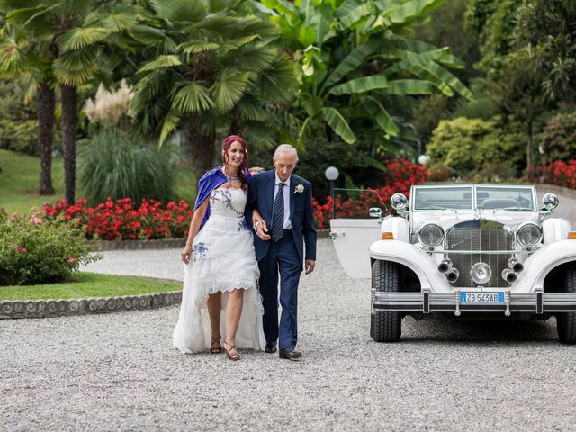 Il matrimonio di Michela e Stefano a Vergiate, Varese 34