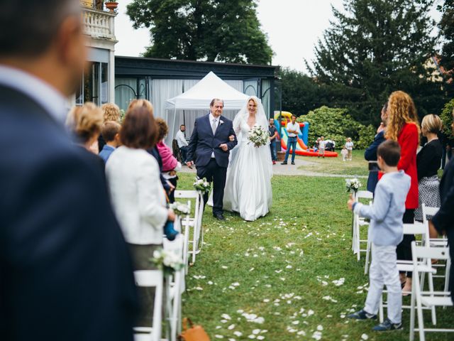 Il matrimonio di Lorenzo e Nella a Briosco, Monza e Brianza 14