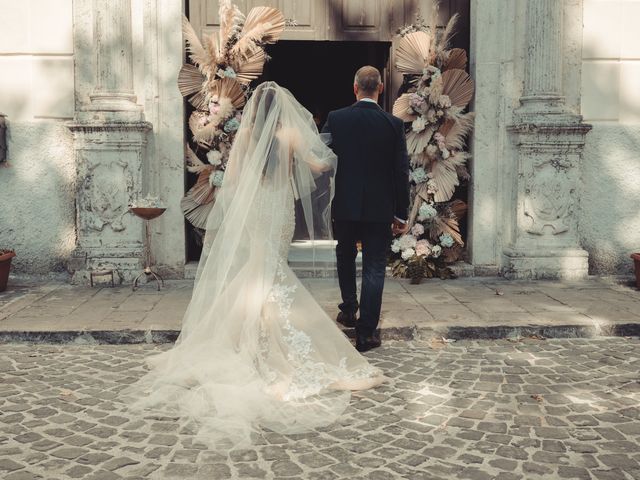 Il matrimonio di Federica e Raffaele a Eboli, Salerno 11