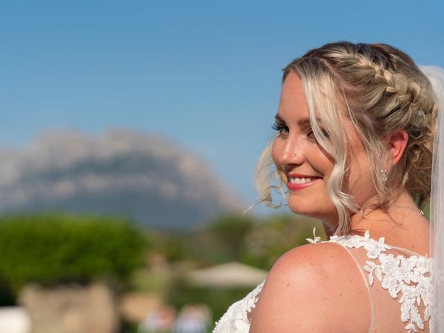 Il matrimonio di Rebecca e Andrew a Olbia, Sassari 15