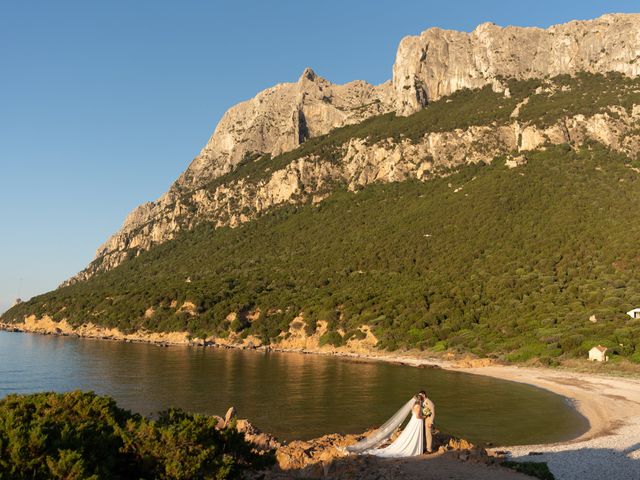 Il matrimonio di Rebecca e Andrew a Olbia, Sassari 52