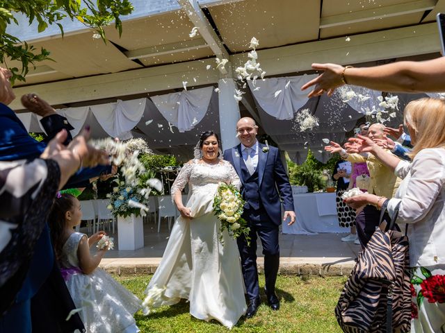 Il matrimonio di Giustina e Massimiliano a San Prisco, Caserta 18