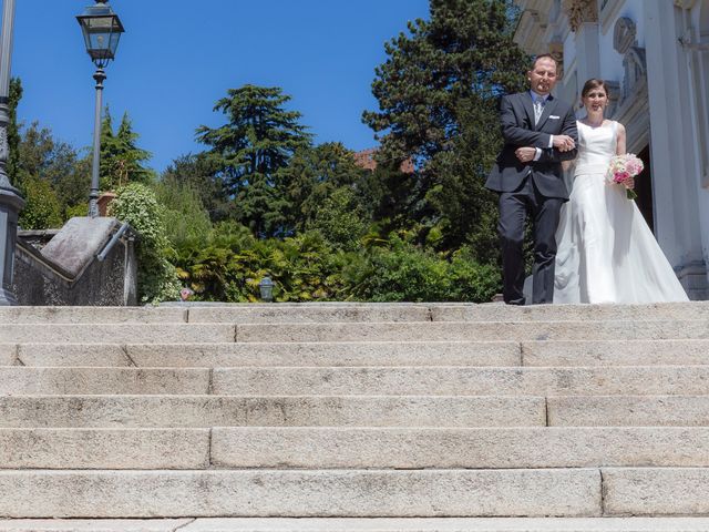 Il matrimonio di Fabrizio e Laura a Besozzo, Varese 55