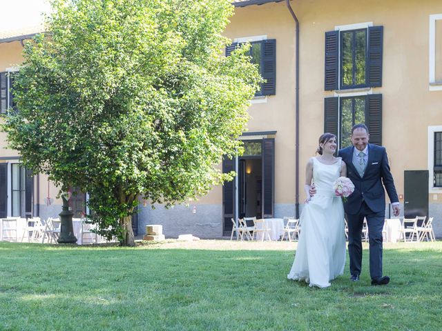 Il matrimonio di Fabrizio e Laura a Besozzo, Varese 60