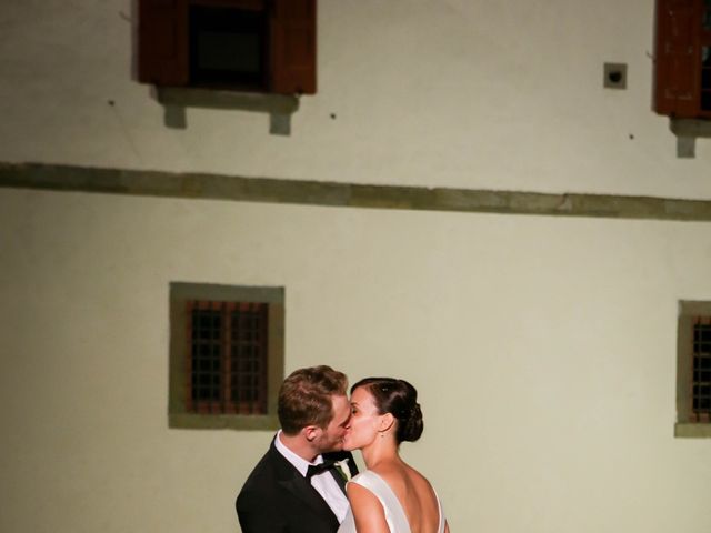 Il matrimonio di Francesco e Mira a Carmignano, Prato 29