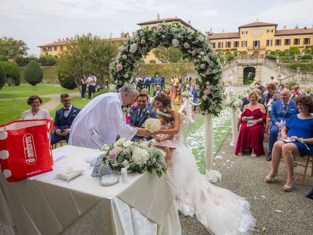 Il matrimonio di Davide e Rossella a Imbersago, Lecco 25